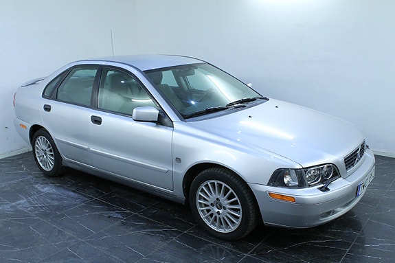 Volvo S40 4 of 11