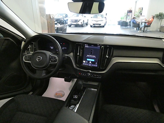 Volvo XC60 15 of 24