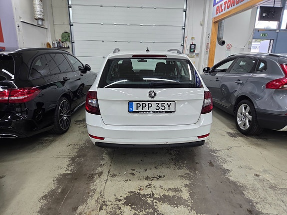 Skoda Octavia 7 of 18
