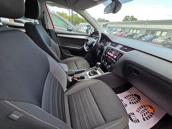 Skoda Octavia 13 of 18