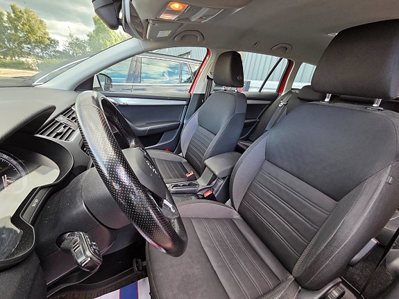 Skoda Octavia 9 of 18
