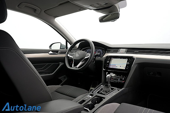 Volkswagen Passat Alltrack 15 of 30