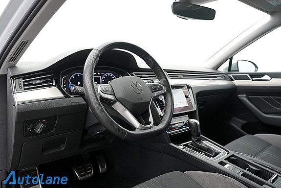 Volkswagen Passat Alltrack 14 of 30