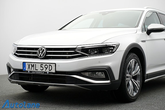 Volkswagen Passat Alltrack 11 of 30