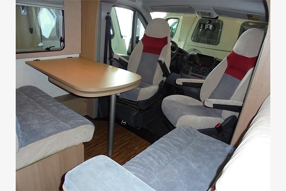 Bürstner Ixeo T 664 4 of 10