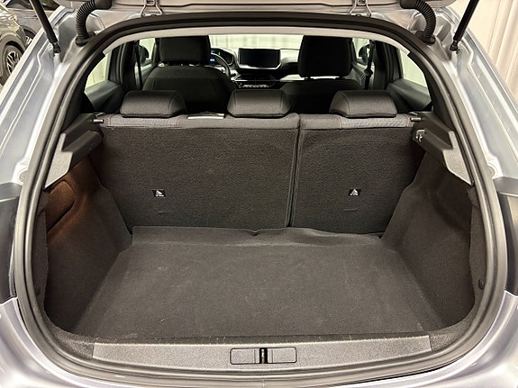 Peugeot 208 6 of 15