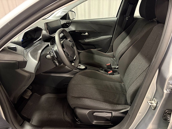 Peugeot 208 8 of 15