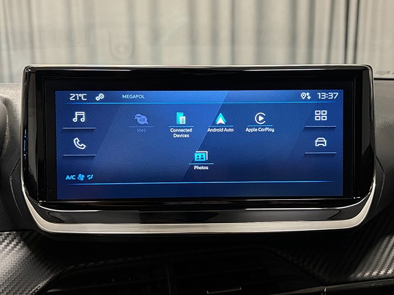 Peugeot 208 13 of 15