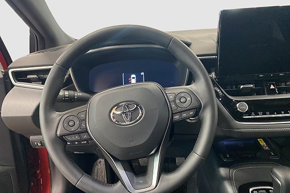Toyota Corolla 2 of 11
