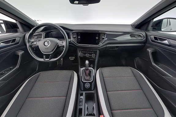Volkswagen T-Roc 7 of 19