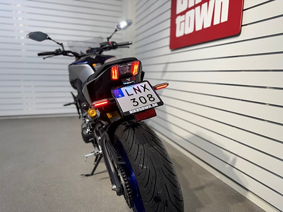 Yamaha MT09 SP Öhlins 3 of 8