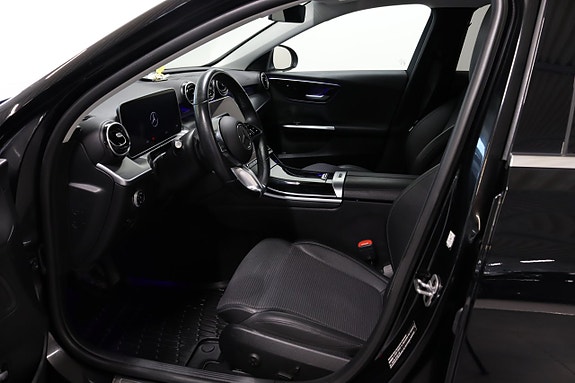 Mercedes-Benz C300 e 8 of 15