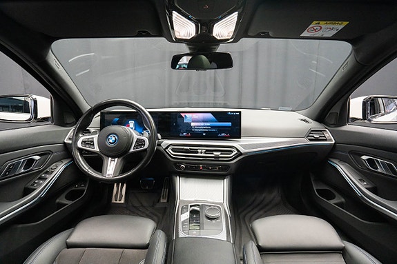 BMW 330e 15 of 28