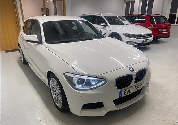 BMW 118d 3 of 11