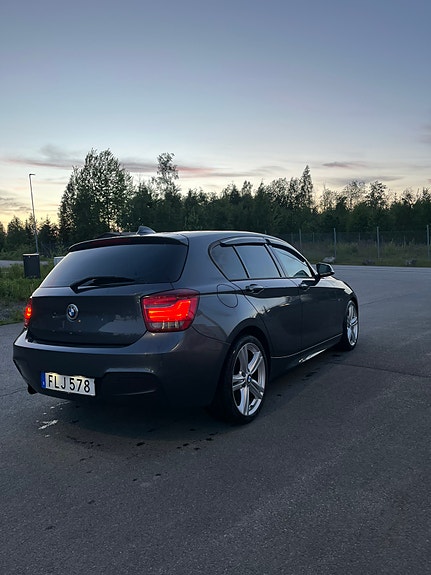 BMW 116i 7 of 15