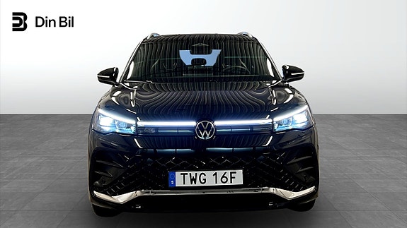 Volkswagen Tiguan 4 of 26