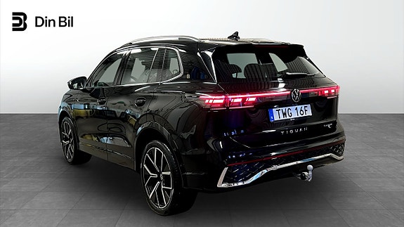Volkswagen Tiguan 3 of 26