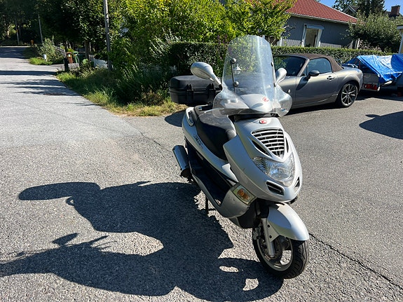 Kymco Bet & Win 250 2 of 4