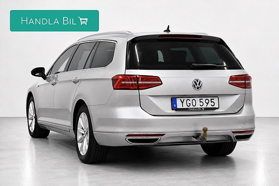 Volkswagen Passat 7 of 22