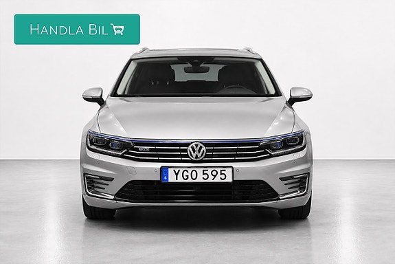 Volkswagen Passat 3 of 22