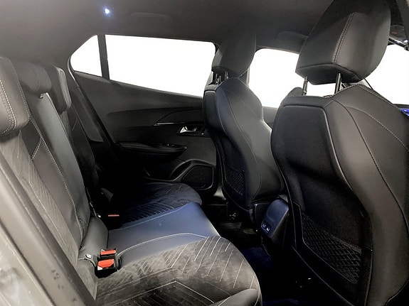 Peugeot 2008 17 of 20