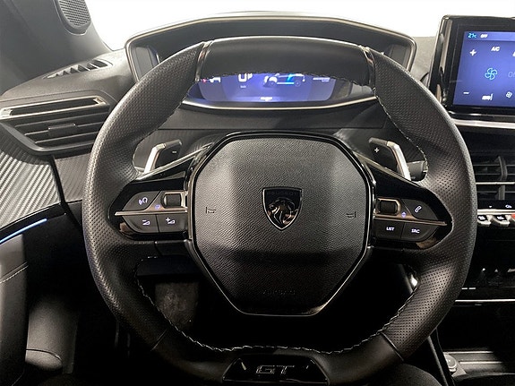 Peugeot 2008 7 of 20