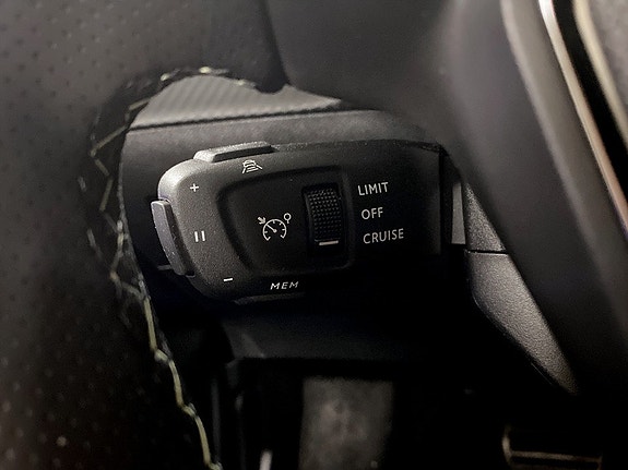 Peugeot 2008 8 of 20