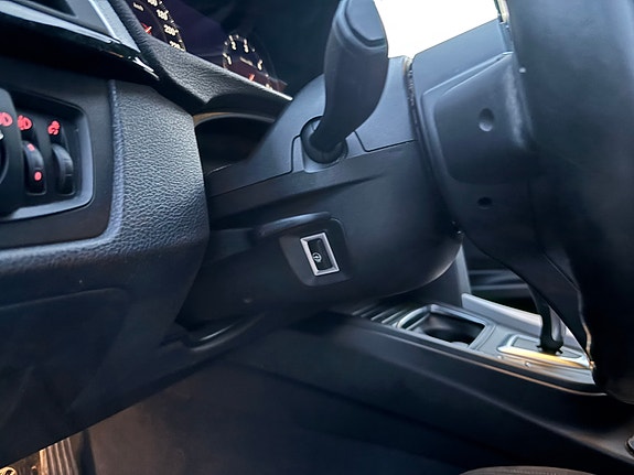 BMW 320d 5 of 7