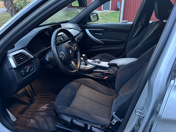 BMW 320d 4 of 7