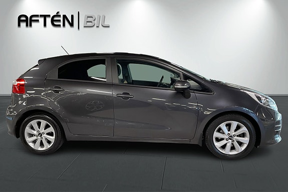Kia Rio 7 of 25
