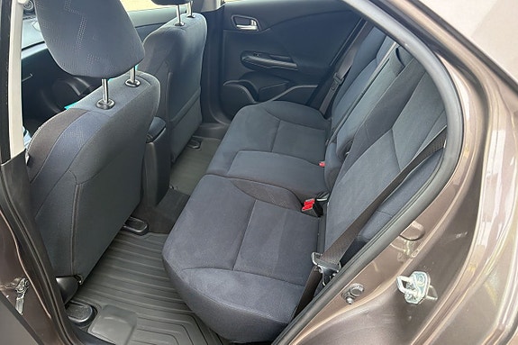 Honda Civic 8 of 16