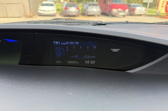 Honda Civic 10 of 16