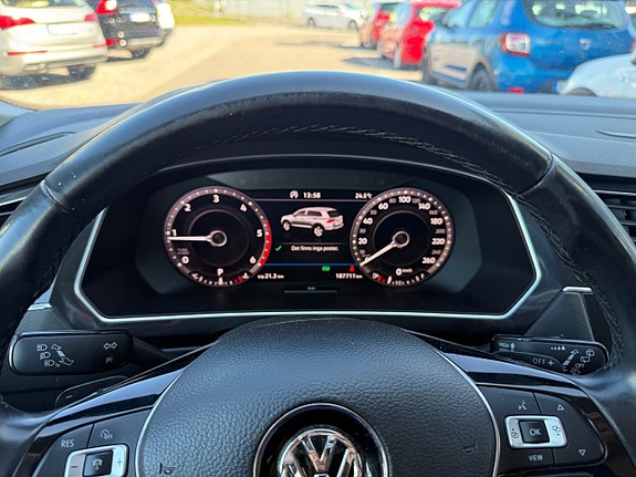 Volkswagen Tiguan Allspace 7 of 27