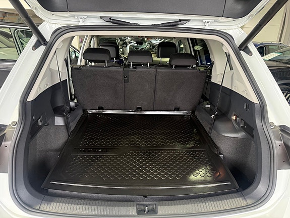 Volkswagen Tiguan Allspace 27 of 27