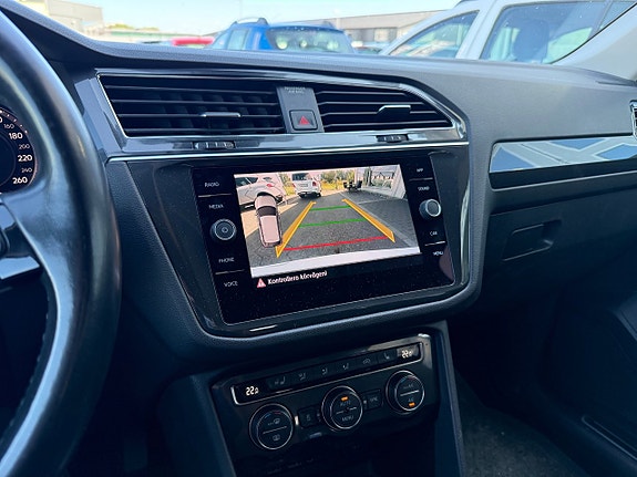 Volkswagen Tiguan Allspace 8 of 27