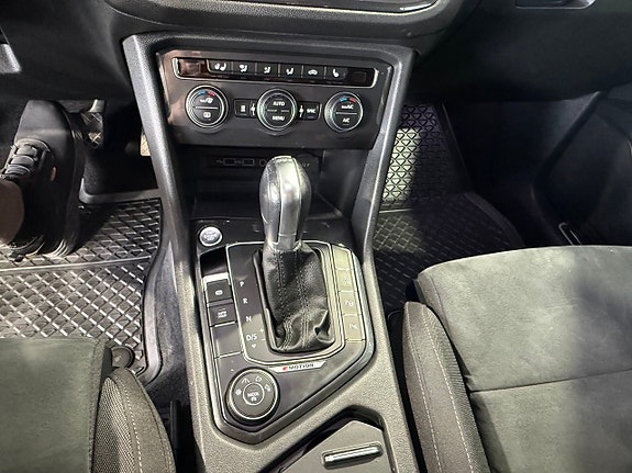 Volkswagen Tiguan Allspace 21 of 27
