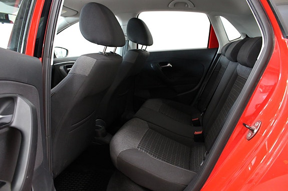 Volkswagen Polo 12 of 21