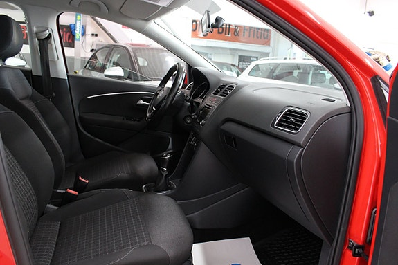 Volkswagen Polo 15 of 21