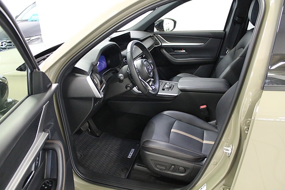 Mazda CX-60 8 of 10