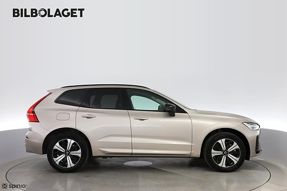 Volvo XC60 5 of 17