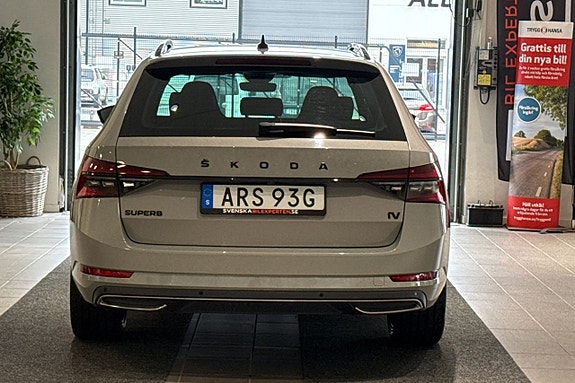 Skoda Superb 8 of 30