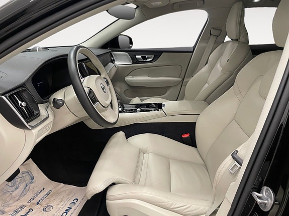 Volvo V60 9 of 26