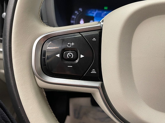 Volvo V60 24 of 26