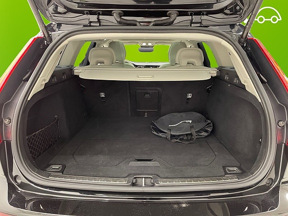 Volvo V60 16 of 26