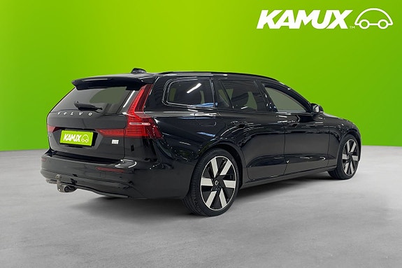 Volvo V60 4 of 26