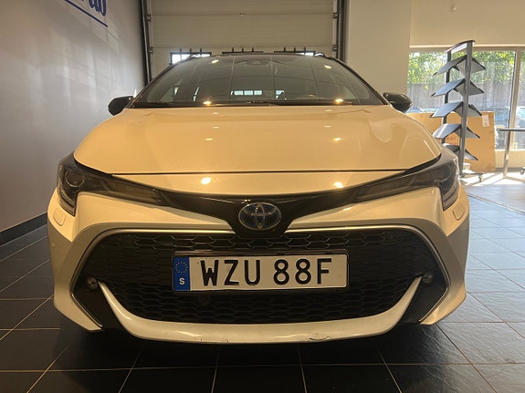 Toyota Corolla 3 of 15