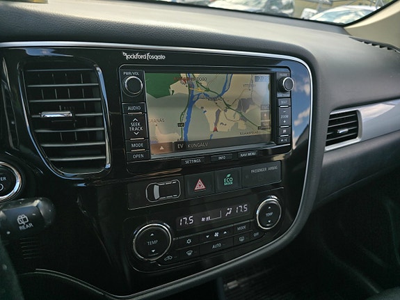 Mitsubishi Outlander 12 of 14