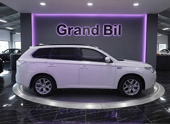 Mitsubishi Outlander 3 of 14