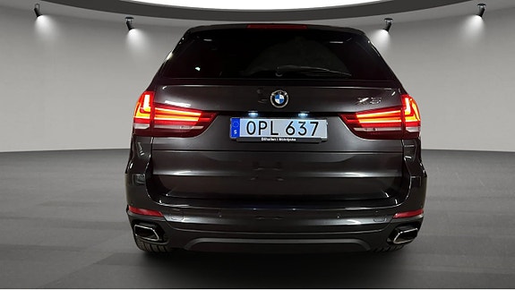 BMW X5 4 of 11