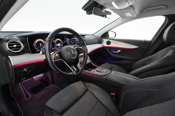 Mercedes-Benz E300 13 of 30